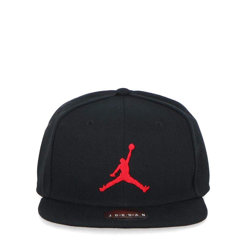 cappello jordan rosso e nero