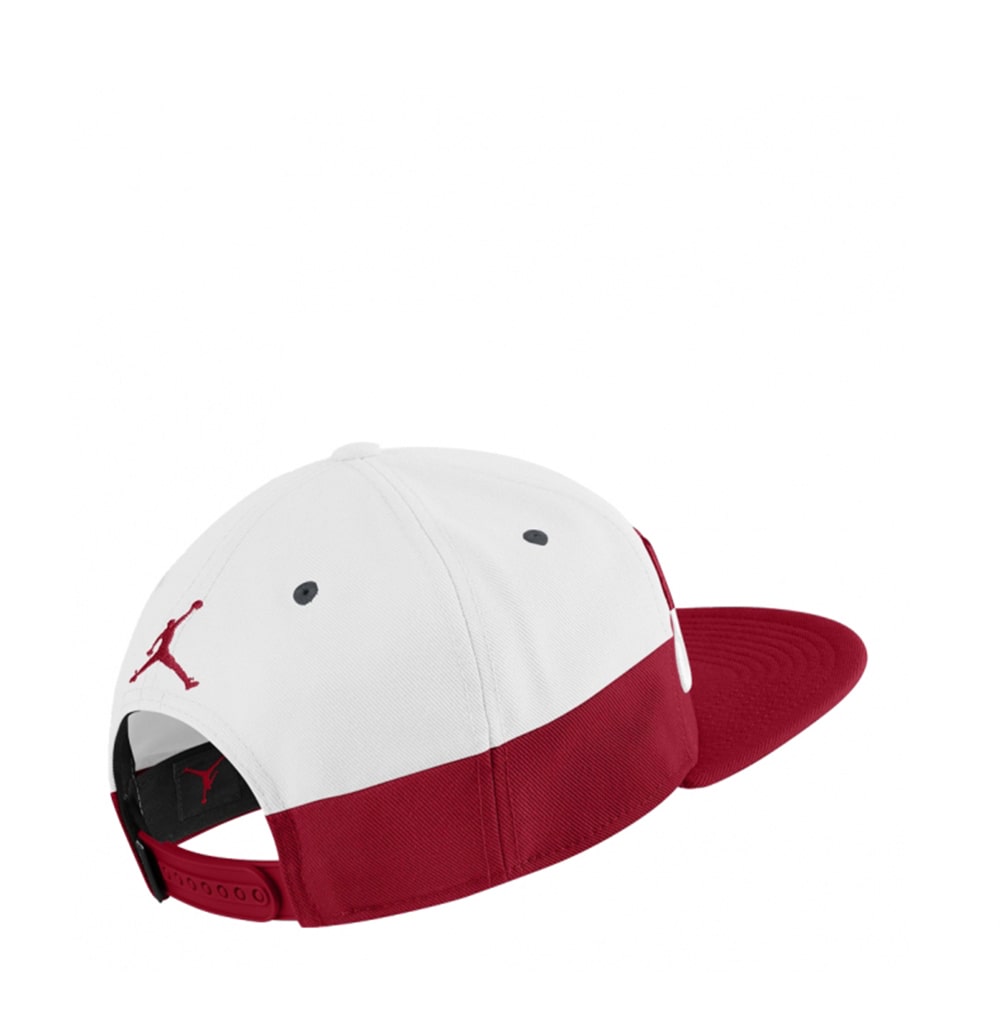 cappelli visiera piatta jordan